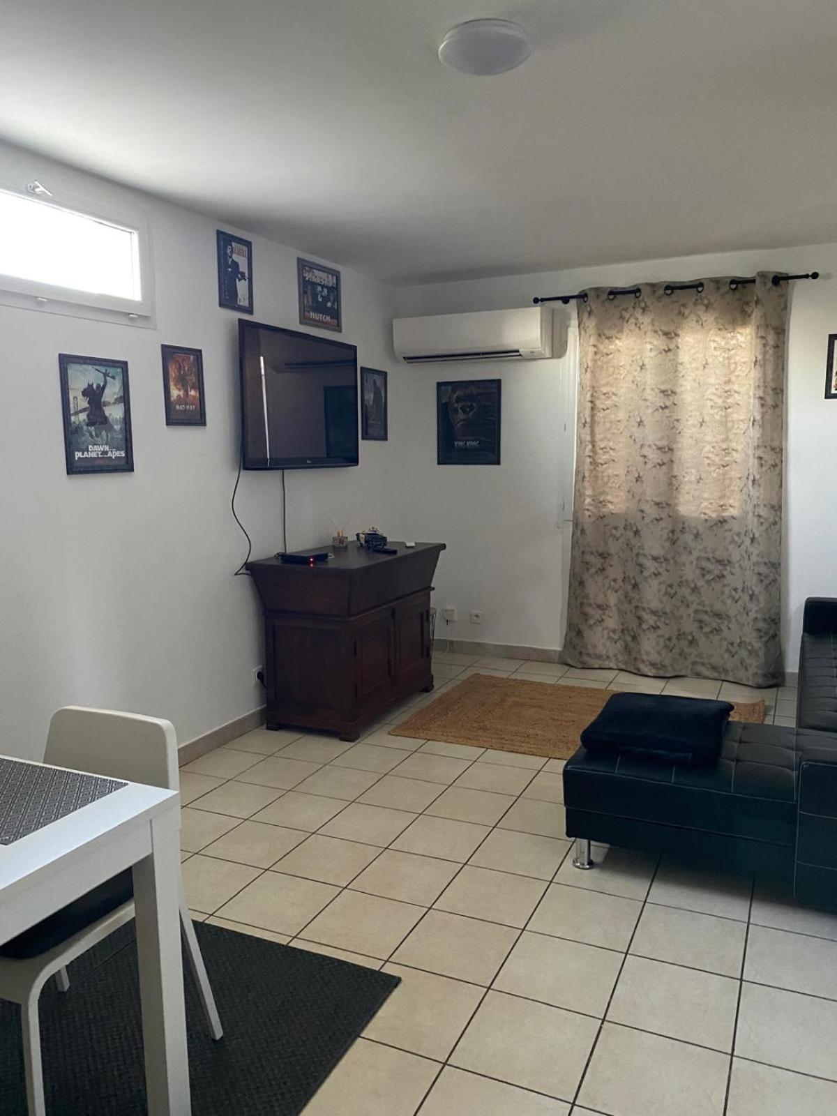 Agreable Rez De Jardin Avec Piscine Et Jacuzzi Apartamento Cervione Exterior foto